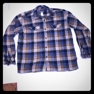 Men’s XL Patagonia flannel shirt.